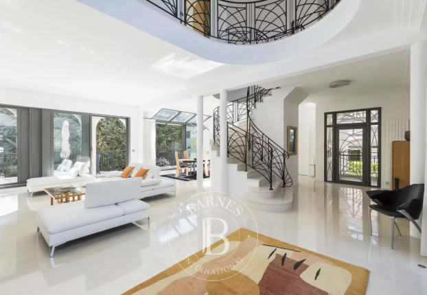 Maison 8 pièces 298 m² · à Saint-Maur-des-Fossés · 298 m² · 2 290 000 €