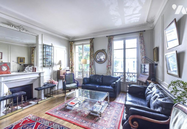 Appartement 5 pièces 127 m² · à Neuilly-sur-Seine · 127 m² · 1 290 000 €