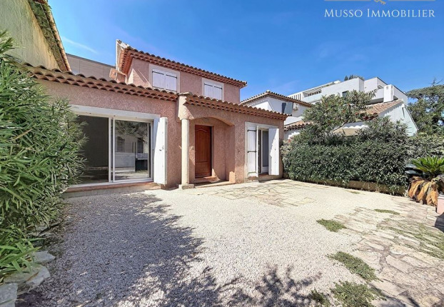 Maison 5 pièces 122 m² · à Marseille 9ème · 122 m² · 665 000 €