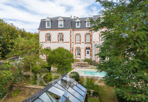Maison 8 pièces 202 m² · à Étables-sur-Mer · 202 m² · 1 499 000 €