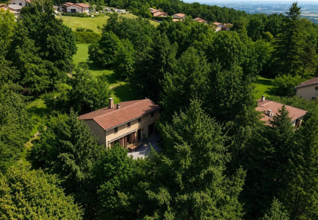 Maison 7 pièces 175 m² · à Charnay · 175 m² · 570 000 €