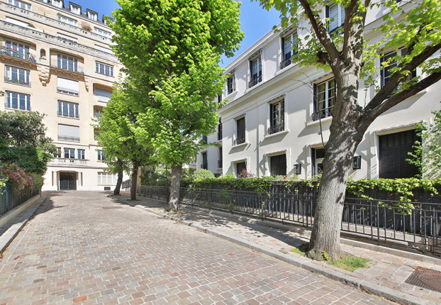 Appartement 8 pièces 243 m² · à Auteuil Nord, Paris 16ème · 243 m² · 3 000 000 €