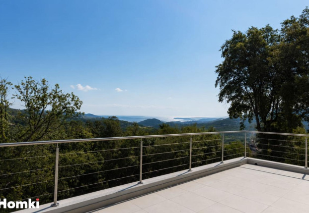 Maison 4 pièces 124 m² · à Les Adrets-de-l'Estérel · 124 m² · 845 000 €
