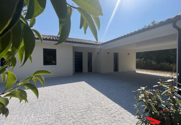Maison 5 pièces 123 m² · à Saint-Aubin-de-Médoc · 123 m² · 598 000 €