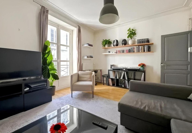 Appartement 4 pièces 90 m² · à Monnaie, Paris 6ème · 90 m² · 1 240 000 €