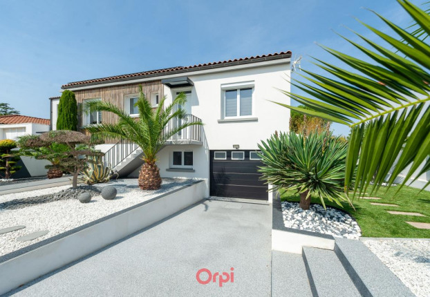 Maison 4 pièces 126 m² · à Saint-Xandre · 126 m² · 525 000 €