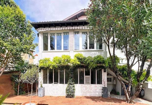 Maison 7 pièces 182 m² · à Toulouse · 182 m² · 1 050 000 €