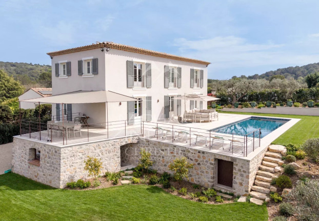 Maison 5 pièces 228 m² · à Mougins · 228 m² · 2 750 000 €