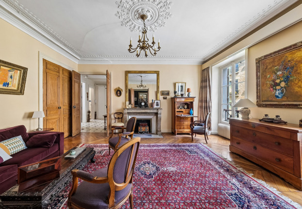 Appartement 5 pièces 130 m² · à Lorette-Martyrs, Paris 9ème · 130 m² · 1 175 000 €