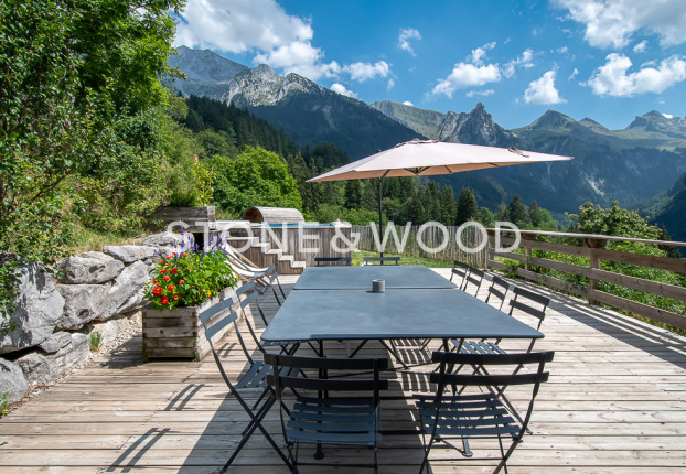 Maison 6 pièces 190 m² · à Manigod · 190 m² · 1 650 000 €