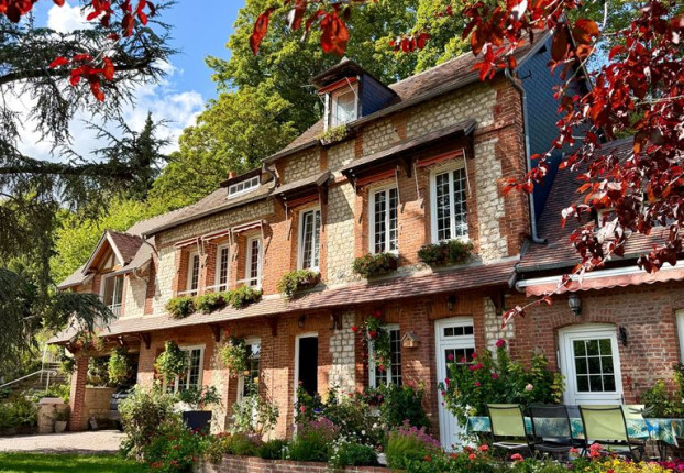 Maison 8 pièces 231 m² · à Freneuse · 231 m² · 599 900 €