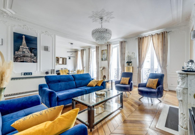 Appartement 6 pièces 169 m² · à Paris 8ème · 169 m² · 2 680 000 €