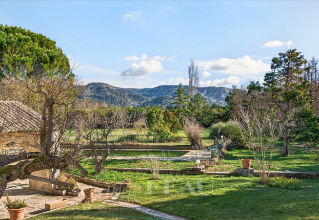 Maison 7 pièces 260 m² · à Cavaillon · 260 m² · 789 000 €