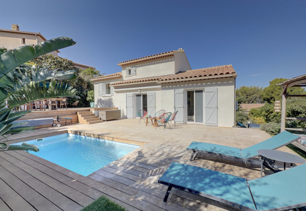 Maison 5 pièces 130 m² · à Six-Fours-les-Plages · 130 m² · 1 075 000 €