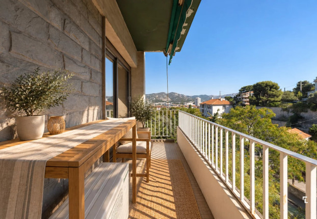 Appartement 4 pièces 129 m² · à Périer, Marseille 8ème · 129 m² · 595 000 €