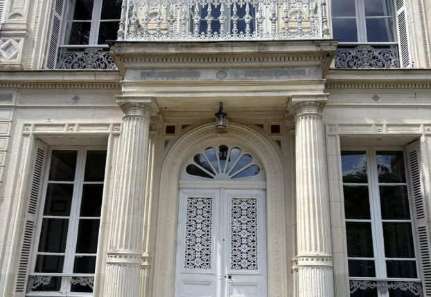 Maison 30 pièces 800 m² · à Le Lude · 800 m² · 2 332 000 €