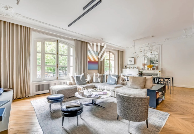Appartement 6 pièces 230 m² · à Champerret-Berthier, Paris 17ème · 230 m² · 2 990 000 €