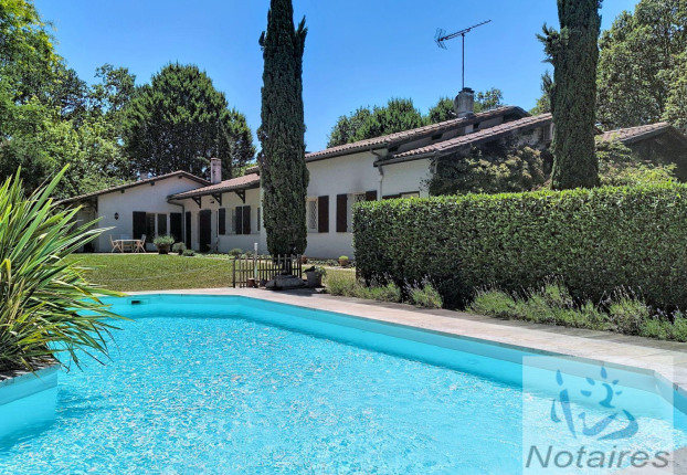 Maison 7 pièces 278 m² · à Cénac · 278 m² · 832 000 €