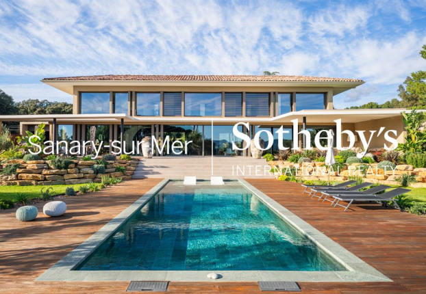 Maison 10 pièces 485 m² · à La Cadière-d'Azur · 485 m² · 3 999 000 €