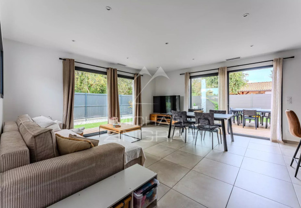 Maison 6 pièces 110 m² · à Gujan-Mestras · 110,3 m² · 550 000 €