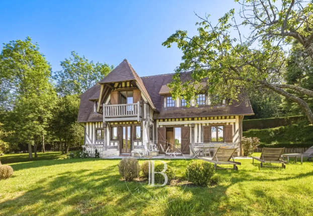 Maison 7 pièces 140 m² · à Touques · 140 m² · 1 030 000 €