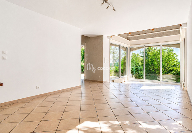 Maison 6 pièces 201 m² · à Ambérieu-en-Bugey · 201 m² · 557 000 €