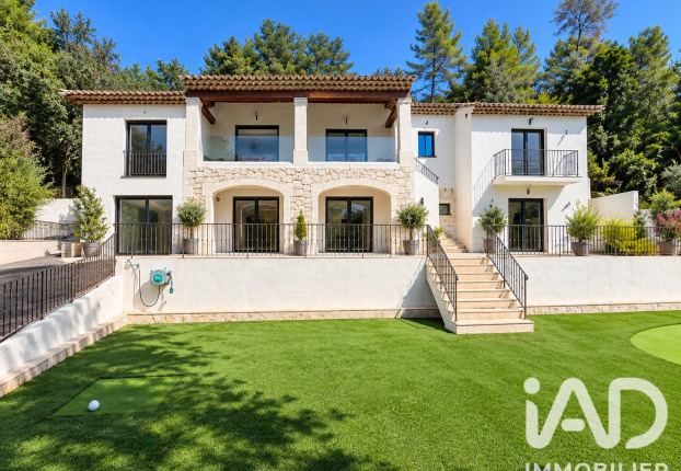 Maison 6 pièces 282 m² · à Sud, Roquefort-les-Pins · 282 m² · 1 790 000 €