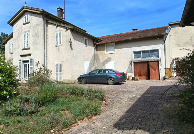 Maison 10 pièces 285 m² · à Toussieux · 285 m² · 595 000 €