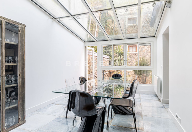 Appartement 5 pièces 140 m² · à Porte Dauphine, Paris 16ème · 140 m² · 1 850 000 €