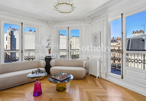 Appartement 5 pièces 114 m² · à Mairie, Paris 8ème · 114 m² · 2 500 000 €