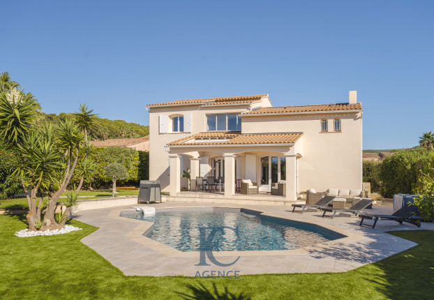 Maison 6 pièces 160 m² · à Sanary-sur-Mer · 160 m² · 1 207 500 €