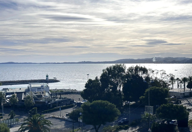 Appartement 3 pièces 71 m² · à Saint-Laurent-du-Var · 71 m² · 499 000 €