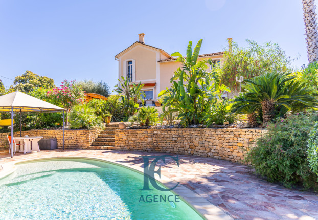 Maison 6 pièces 145 m² · à Le Fort, Six-Fours-les-Plages · 145 m² · 999 000 €