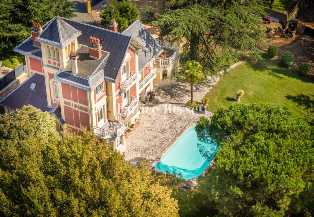 Maison 8 pièces 300 m² · à Saint-Gaudens · 300 m² · 620 000 €