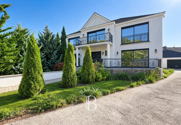 Maison 5 pièces 254 m² · à Chennevières-sur-Marne · 254,4 m² · 1 180 000 €