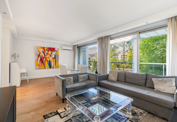 Appartement 2 pièces 60 m² · à Chaillot, Paris 16ème · 59,8 m² · 1 200 000 €
