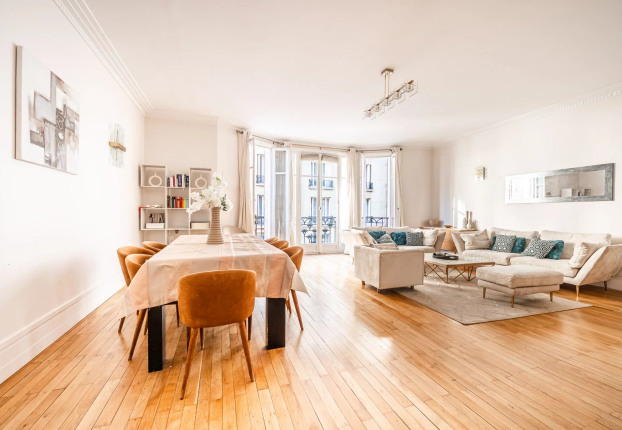 Appartement 5 pièces 195 m² · à Auteuil Nord, Paris 16ème · 195 m² · 1 980 000 €