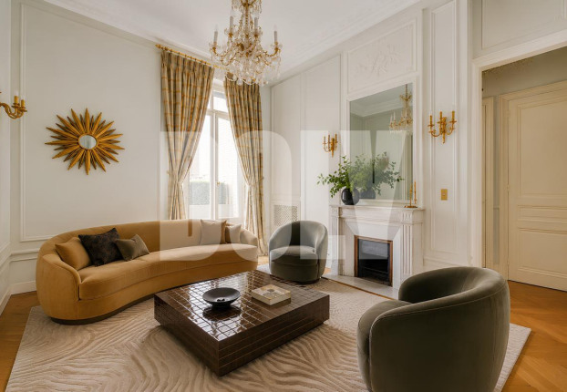 Appartement 3 pièces 74 m² · à Vendôme, Paris 1er · 74 m² · 1 650 000 €