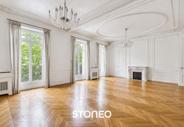 Appartement 5 pièces 165 m² · à Saint Philippe du Roule, Paris 8ème · 165 m² · 2 350 000 €