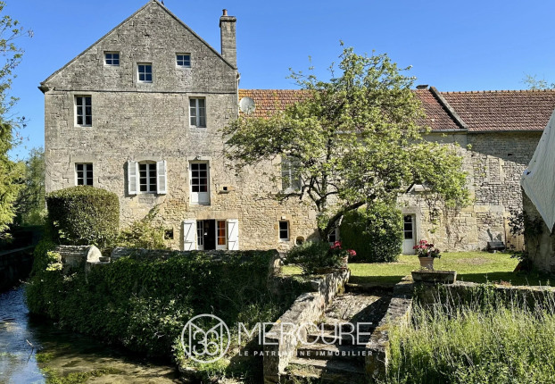 Maison 13 pièces 420 m² · à Courseulles-sur-Mer · 420 m² · 835 000 €