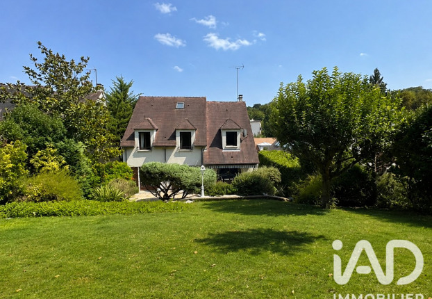 Maison 8 pièces 172 m² · à Gressets-Centre-Garenne-Bechevet, la Celle-Saint-Cloud · 172,2 m² · 895 000 €