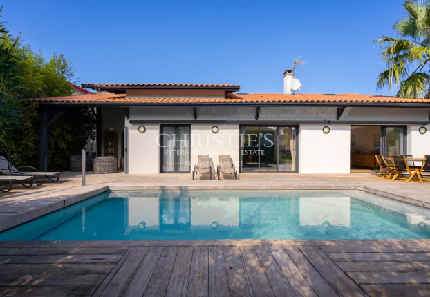 Maison 6 pièces 206 m² · à La Teste-de-Buch · 206 m² · 899 000 €
