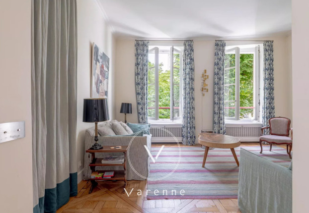 Appartement 3 pièces 72 m² · à Saint Thomas d'Aquin, Paris 7ème · 72,2 m² · 1 980 000 €