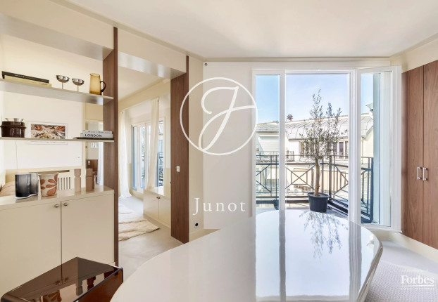 Appartement 3 pièces 39 m² · à Elysées-Madeleine, Paris 8ème · 39,1 m² · 900 000 €