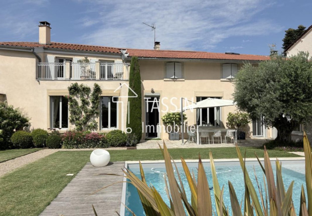 Maison 8 pièces 290 m² · à Dardilly · 290 m² · 1 250 000 €