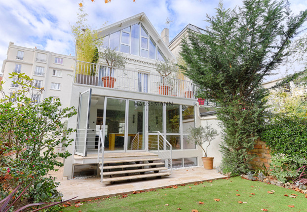 Maison 6 pièces 220 m² · à Boulogne-Billancourt · 220 m² · 3 840 000 €