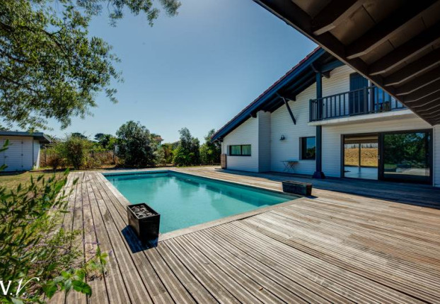 Maison 7 pièces 205 m² · à Chiberta, Anglet · 205 m² · 2 990 000 €
