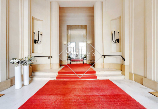 Appartement 5 pièces 132 m² · à Paris 16ème · 132 m² · 1 640 000 €