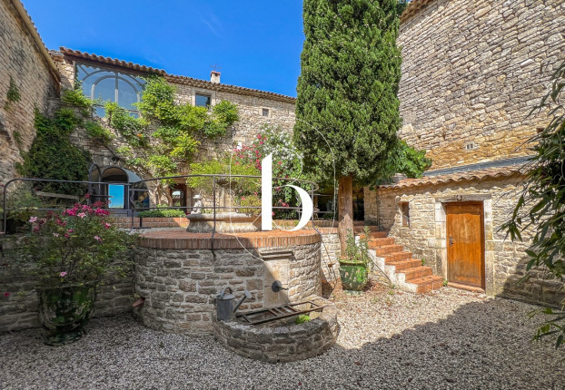 Maison 6 pièces 131 m² · à Goudargues · 131 m² · 580 000 €