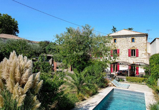 Maison 11 pièces 175 m² · à Uzès · 175 m² · 695 000 €